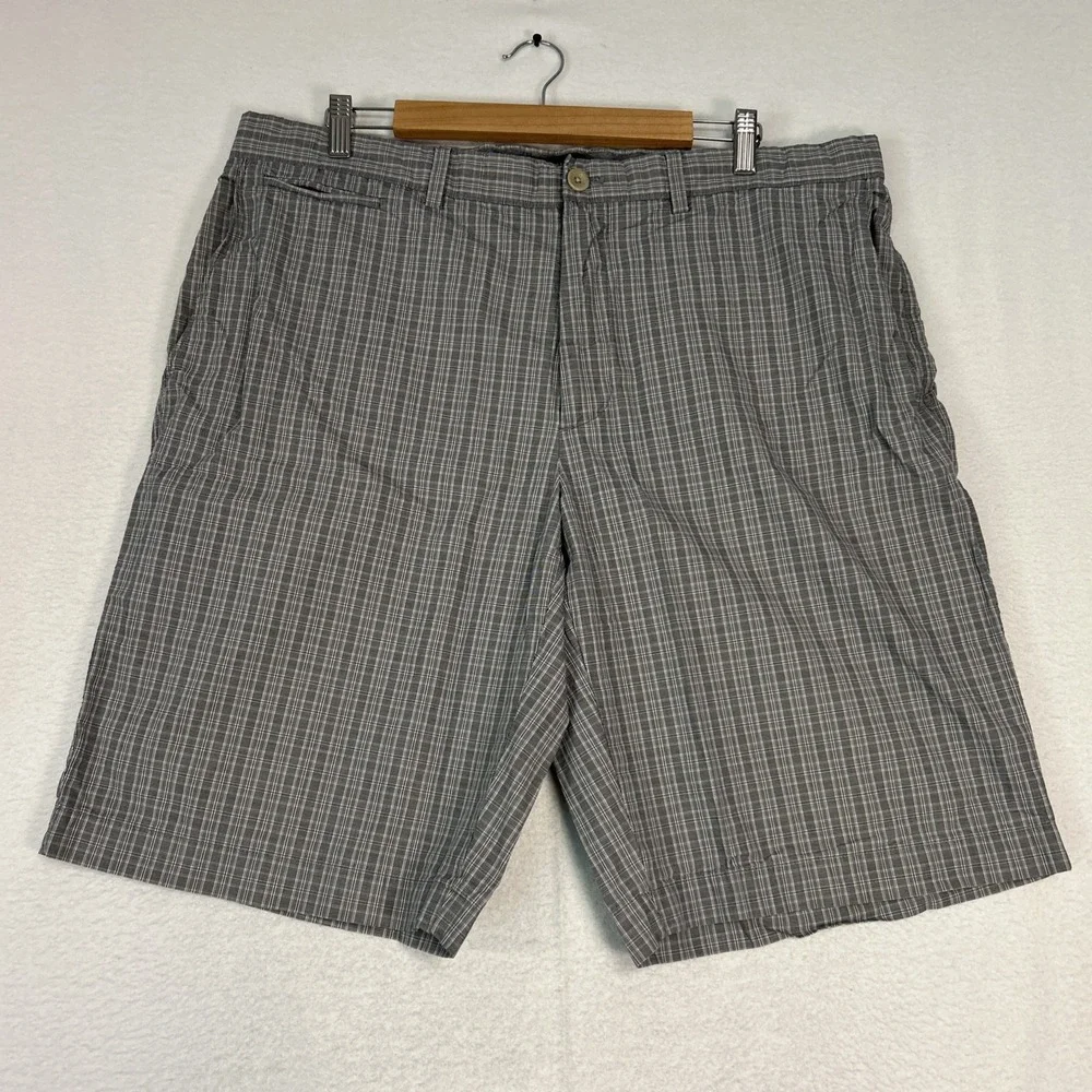 Banana Republic Shorts Mens 38 Tall Gray Plaid Chino Flat Front Preppy Casual